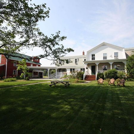 Maple Hill Farm Inn Аугуста Екстериор снимка