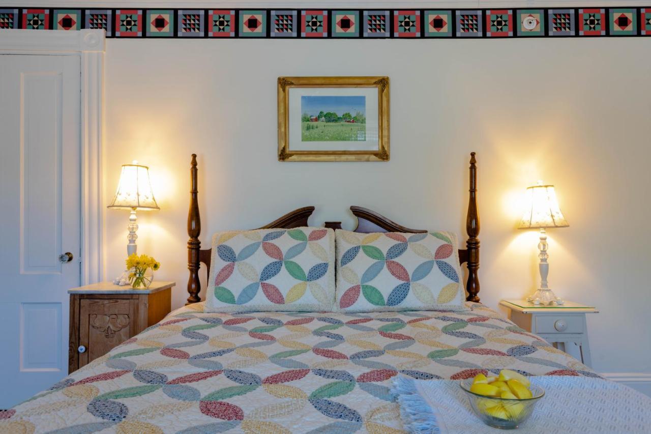Maple Hill Farm Inn Аугуста Екстериор снимка
