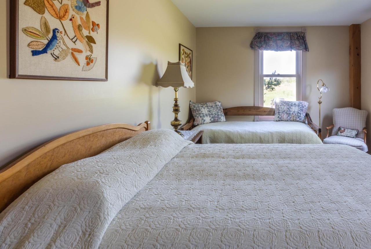 Maple Hill Farm Inn Аугуста Екстериор снимка