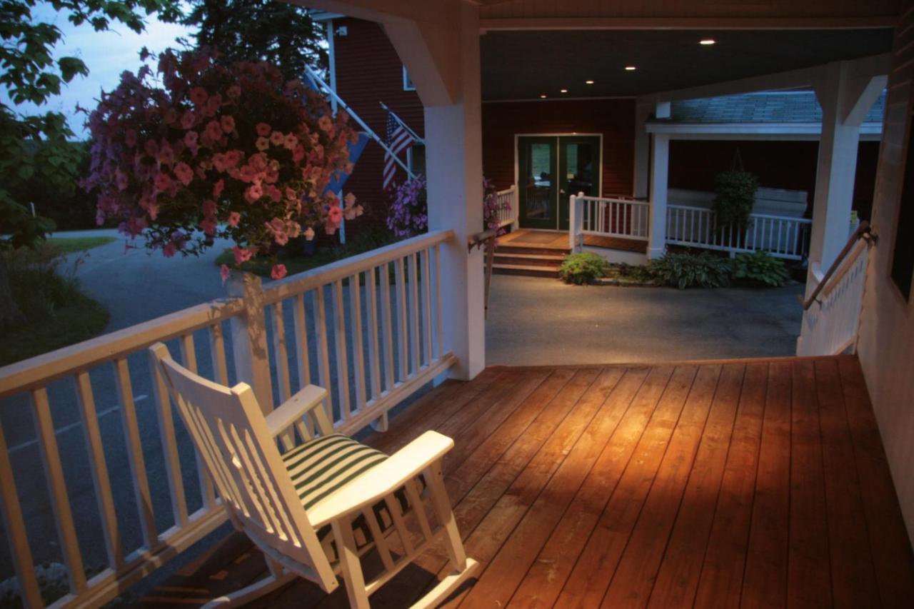 Maple Hill Farm Inn Аугуста Екстериор снимка