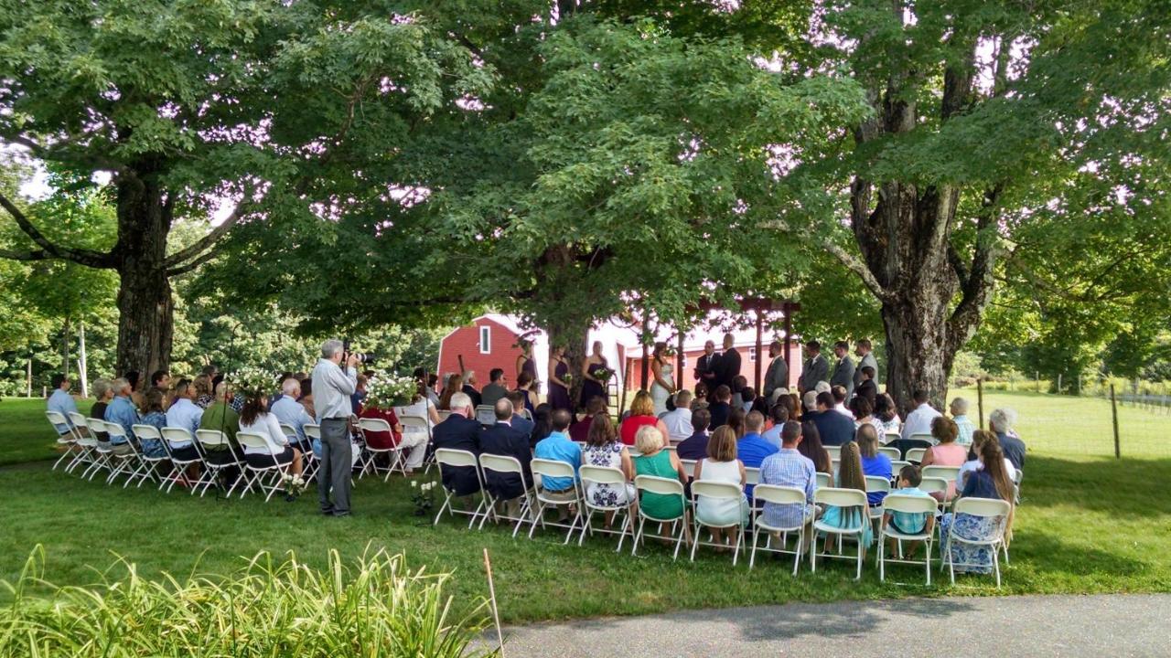 Maple Hill Farm Inn Аугуста Екстериор снимка