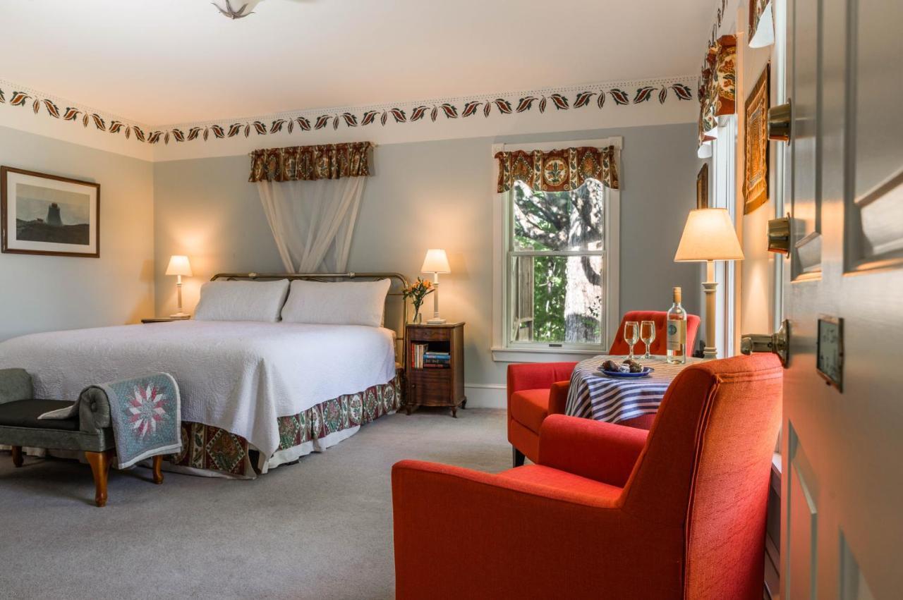 Maple Hill Farm Inn Аугуста Екстериор снимка